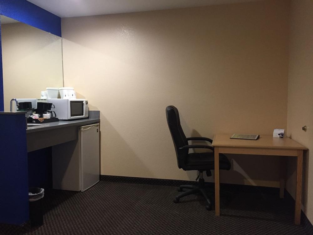 Surestay Hotel By Best Western Ukiah Exterior photo