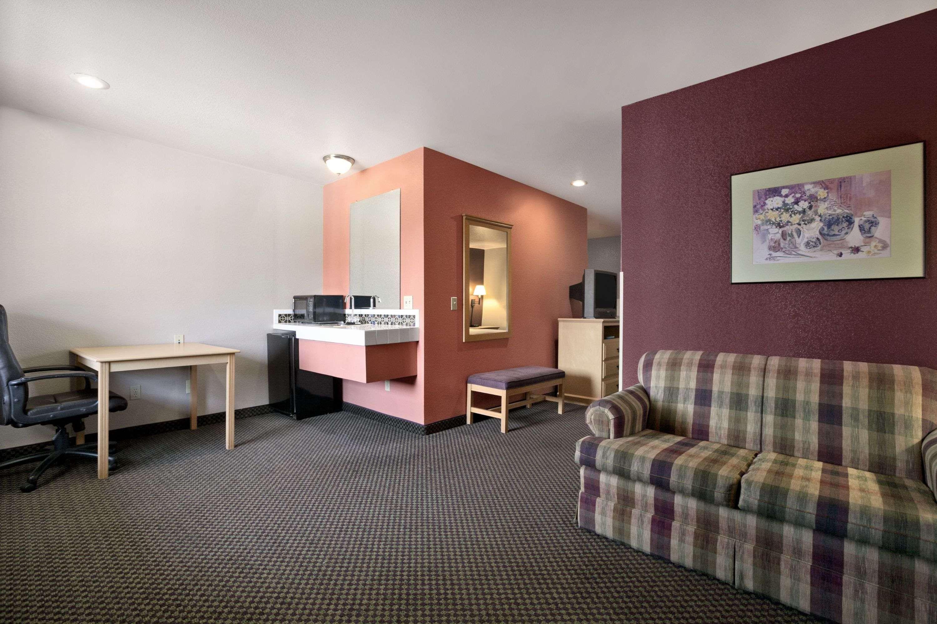 Surestay Hotel By Best Western Ukiah Exterior photo