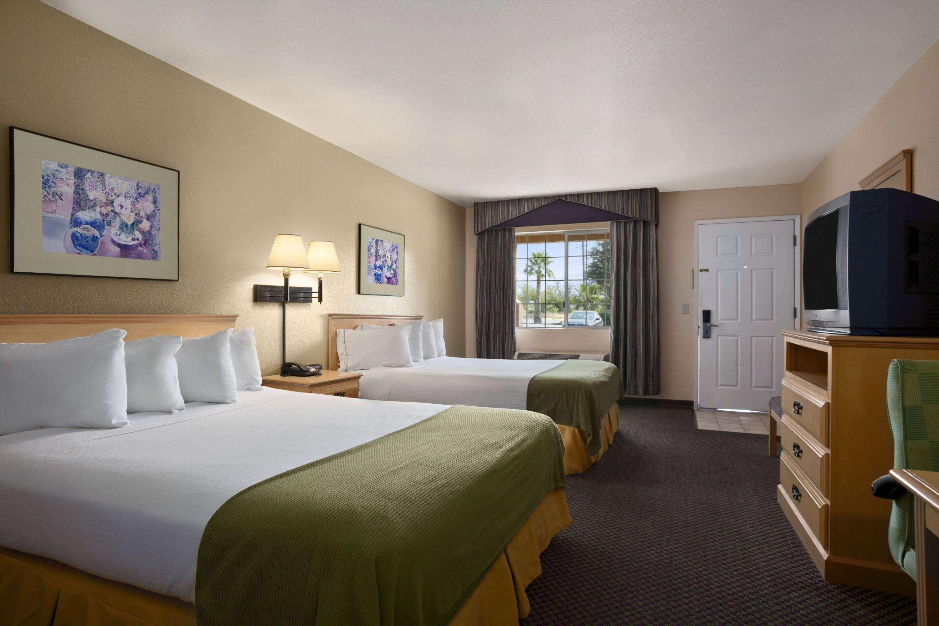 Surestay Hotel By Best Western Ukiah Exterior photo