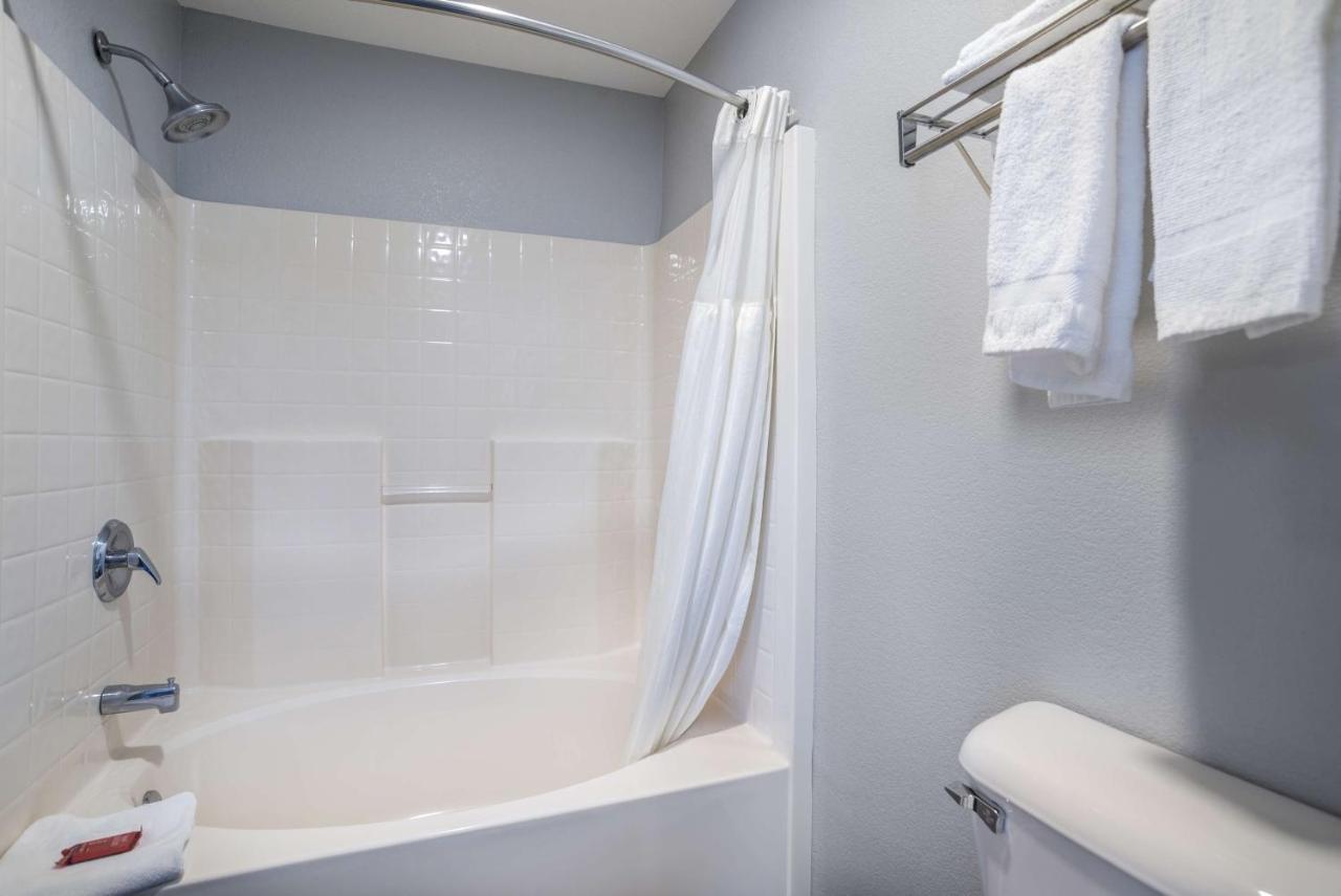 Surestay Hotel By Best Western Ukiah Exterior photo